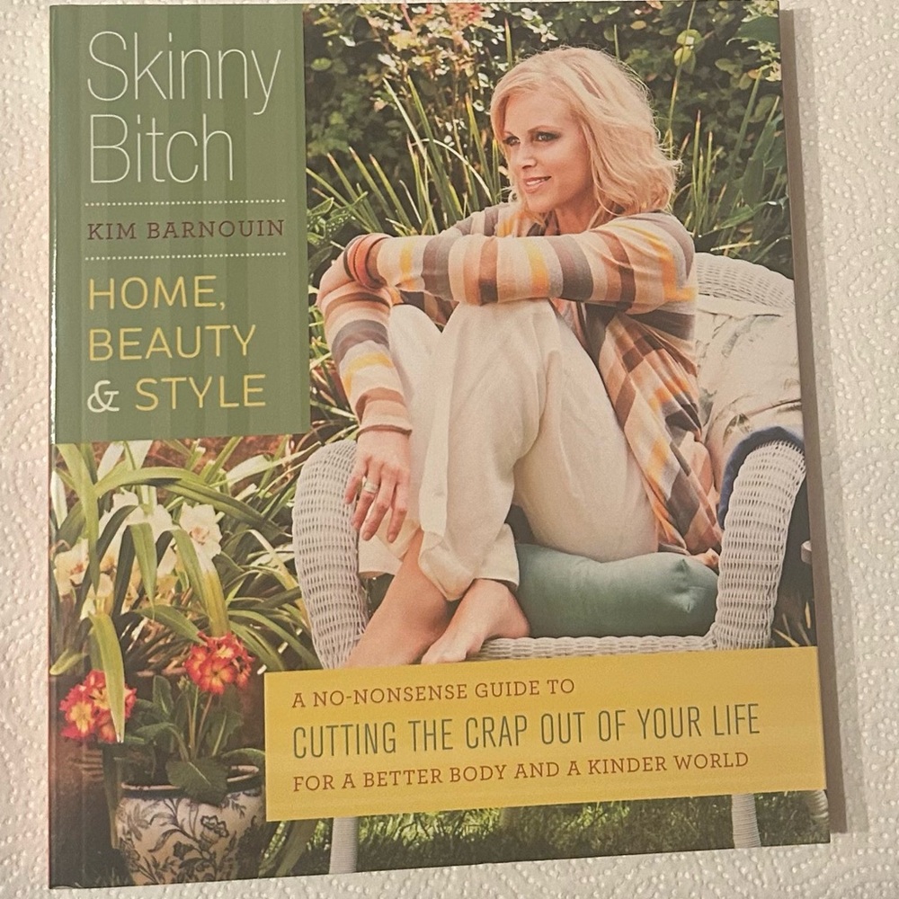 Book Skinny B: Home, Beauty & Style: A No-Nonsense Guide to Cutting the crap…